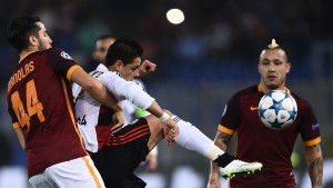 chelsea-dang-muon-co-ca-3-ngoi-sao-cua-as-roma